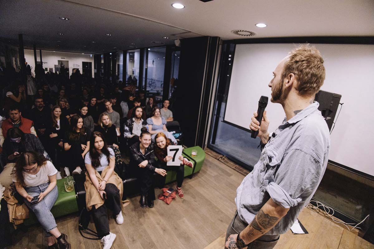 Křest 24 Centrum periferie 1