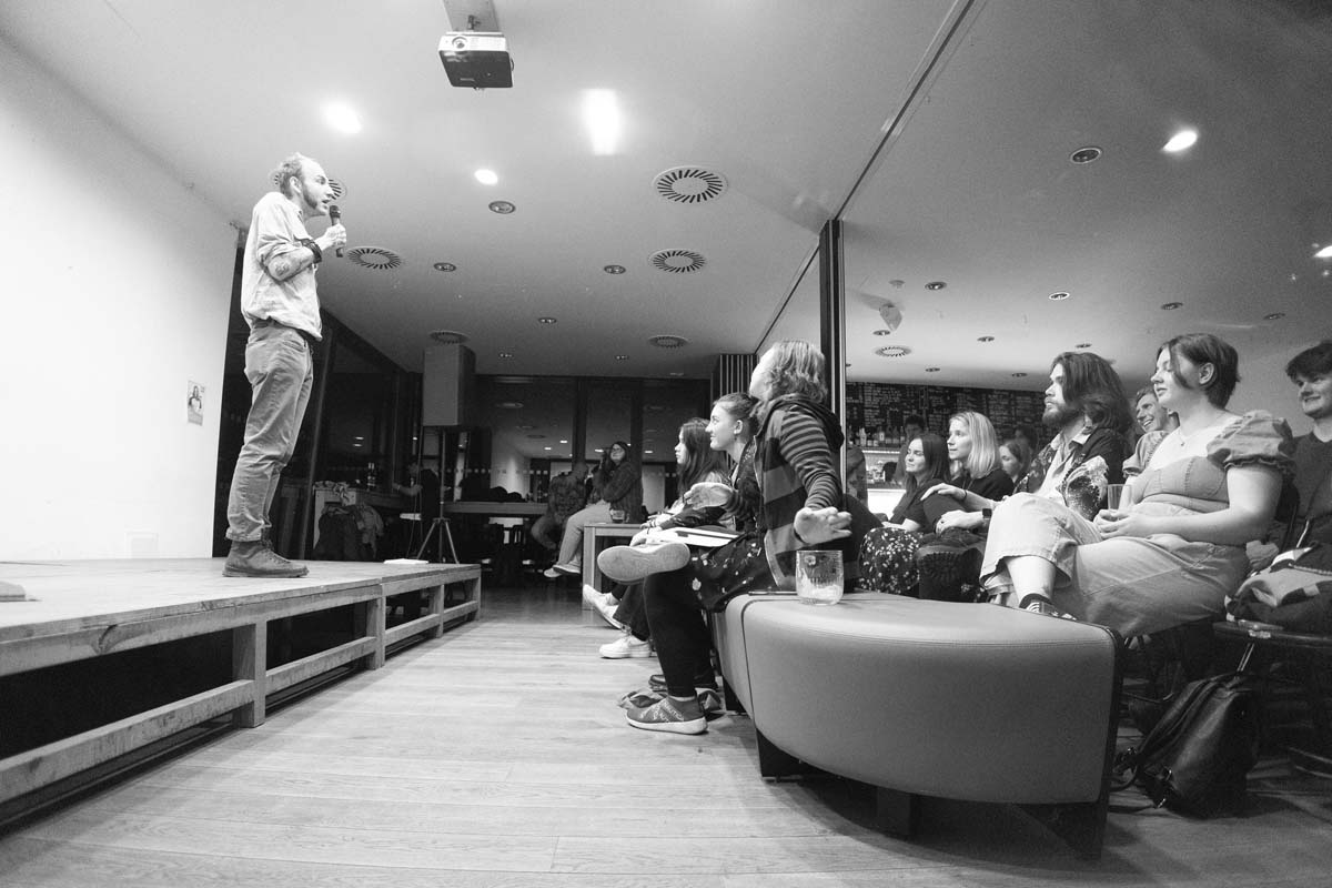 Křest 24 Centrum periferie 4